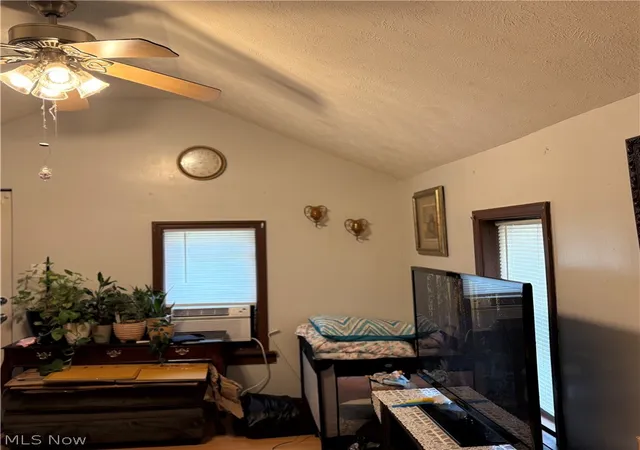 Homes for sale in Ravenna, OH | 541 Clinton St, Ravenna, OH 44266 | MLS# 5218715