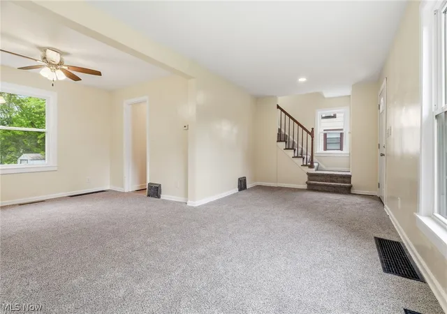Homes for sale in Alliance, OH | 445 Oak Ave, Alliance, OH 44601 | MLS# 5215635
