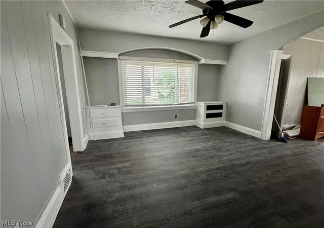 Photo 3 of Sale Pending at 1541 Glenmont Rd, Cleveland, OH 44118 | MLS# 5218728 | Listing updated on 2026-08-04
