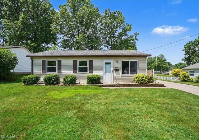 Homes for sale in Stow, OH | 3648 Northport Dr, Stow, OH 44224 | MLS# 5218785