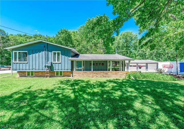 2nd image of 24270 Forestview Dr, Columbia Station, OH 44028 | MLS# 5218781