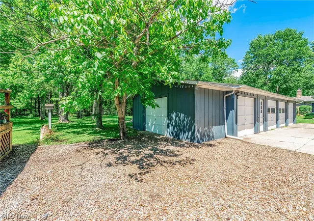 5th image of 24270 Forestview Dr, Columbia Station, OH 44028 | MLS# 5218781