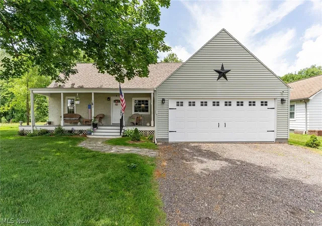 Homes for sale in Salem, OH | 10060 Salem Warren Rd, Salem, OH 44460 | MLS# 5218811