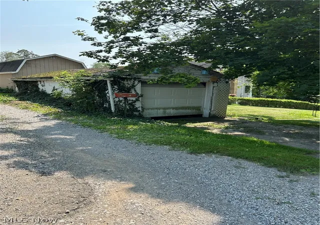 6th image of 124 Front St, Amsterdam, OH 43903 | MLS# 5218817