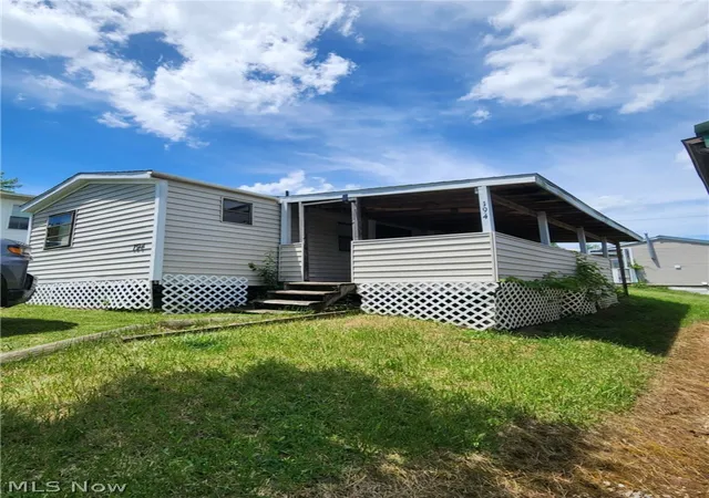 Homes for sale in Senecaville, OH | 17875 Lashley Rd #194, Senecaville, OH 43780 | MLS# 5218825