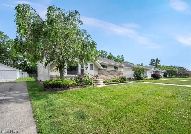 Homes for sale in Mayfield Heights, OH | 6174 Westerham Rd, Mayfield Heights, OH 44124 | MLS# 5218712