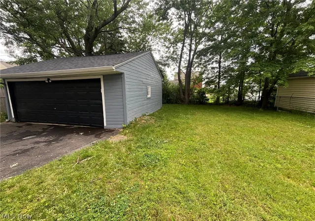 4th image of 28061 Tremaine Dr, Euclid, OH 44132 | MLS# 5218864