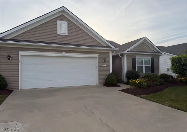 Homes for sale in Brunswick, OH | 484 Water Pointe Ln, Brunswick, OH 44212 | MLS# 5218892