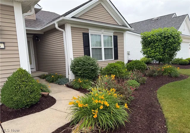 Homes for sale in Brunswick, OH | 484 Water Pointe Ln, Brunswick, OH 44212 | MLS# 5218892