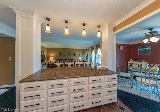 3rd image of 1115 Canyon View Rd #103, Northfield, OH 44067 | MLS# 5218826