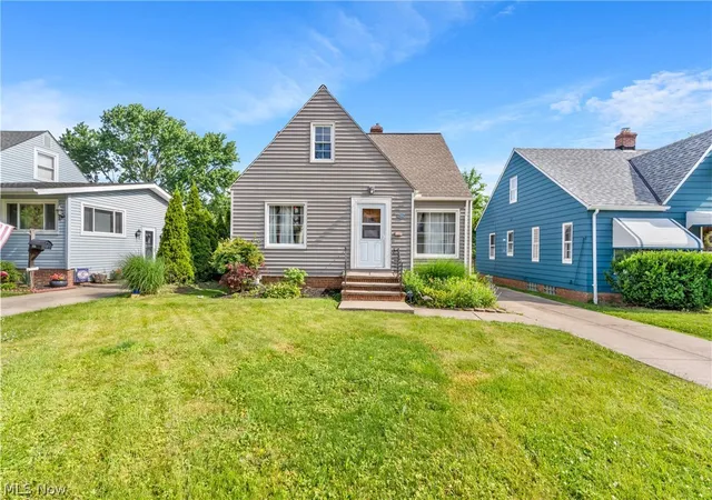 Homes for sale in Parma, OH | 3114 Torrington Ave, Parma, OH 44134 | MLS# 5218177
