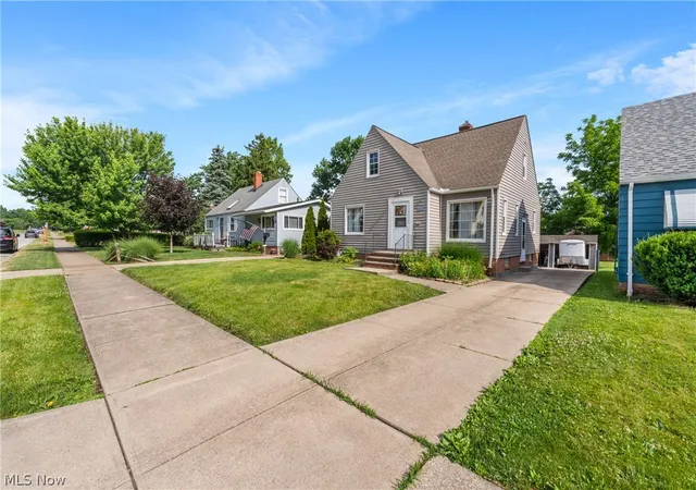 Homes for sale in Parma, OH | 3114 Torrington Ave, Parma, OH 44134 | MLS# 5218177