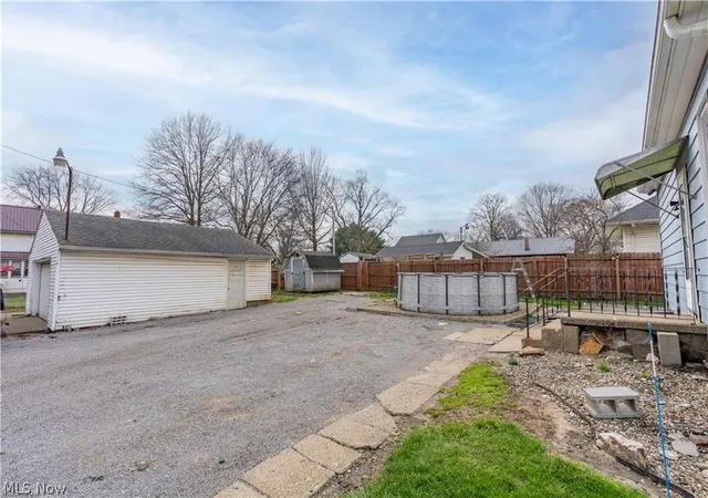 Homes for sale in Alliance, OH | 12020 Easton St Ne, Alliance, OH 44601 | MLS# 5218642