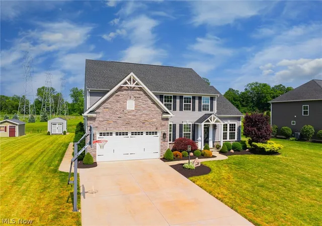 Photo 3 of Single family home for sale at 3131 Fairview Dr, Avon, OH 44011 | MLS# 5218880 | Listing updated on 2026-08-20
