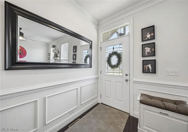 Photo 5 of Single family home for sale at 3131 Fairview Dr, Avon, OH 44011 | MLS# 5218880 | Listing updated on 2026-08-20