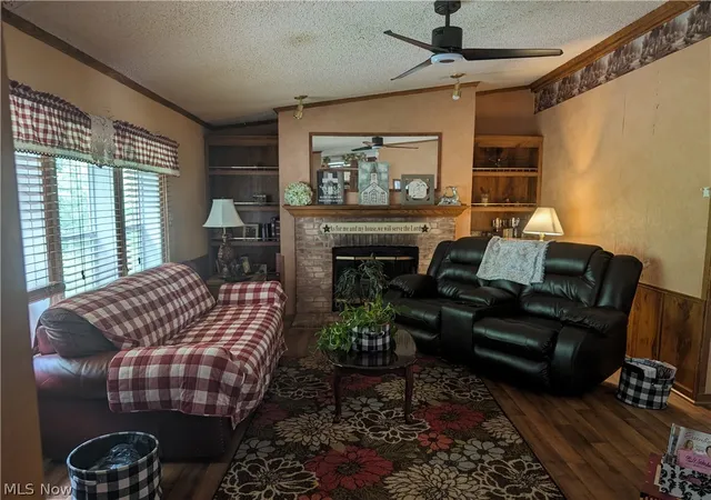 Homes for sale in East Liverpool, OH | 2492 Irish Ridge Rd, East Liverpool, OH 43920 | MLS# 5219003