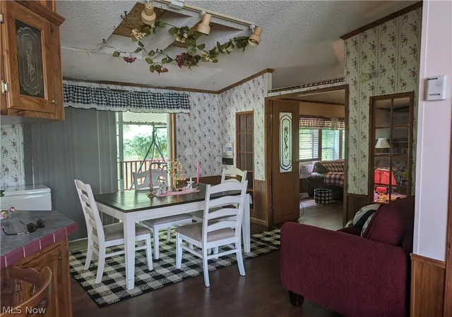 Homes for sale in East Liverpool, OH | 2492 Irish Ridge Rd, East Liverpool, OH 43920 | MLS# 5219003
