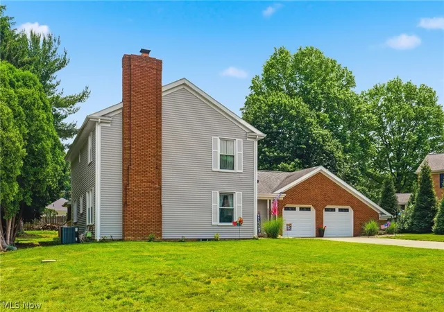 4th image of 1200 Briarview Ave Nw, North Canton, OH 44720 | MLS# 5218871