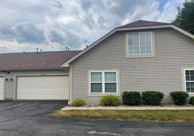 5th image of 695 E Western Reserve Rd, Poland, OH 44514