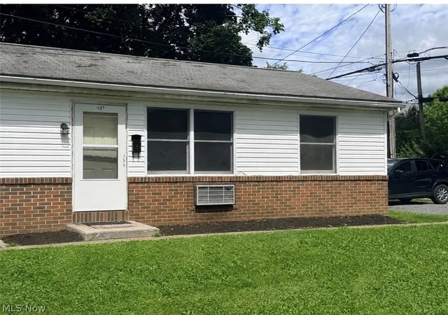 4th image of 536 Beech Ln Nw, New Philadelphia, OH 44663 | MLS# 5218559