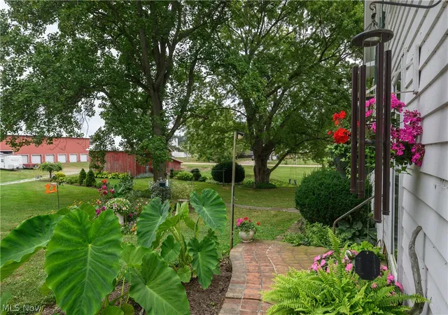 Homes for sale in Uniontown, OH | 12201 King Church Ave Nw, Uniontown, OH 44685 | MLS# 5218938