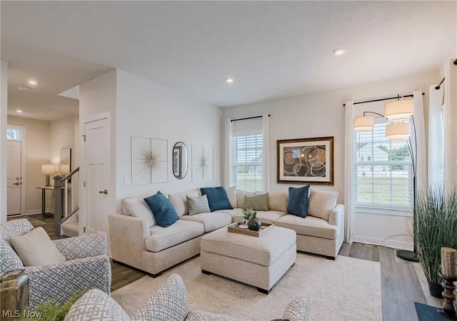 4th image of 23558 Daisey Dr, Columbia Station, OH 44028 | MLS# 5218220