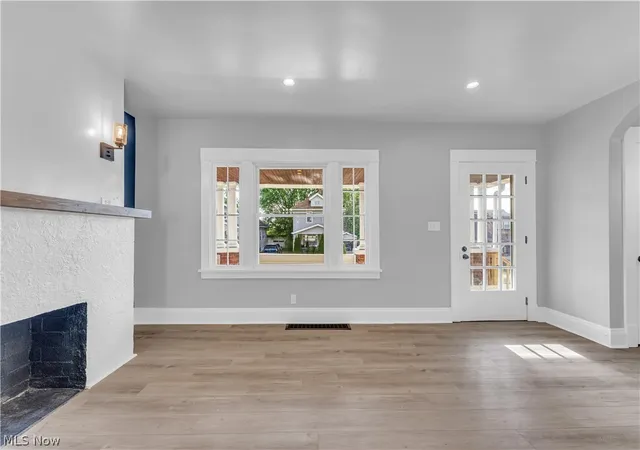 Photo 4 of Sale Pending at 4915 E 88th Street, Cleveland, OH 44125 | MLS# 5218493 | Listing updated on 2026-08-17