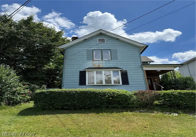 Photo 1 of Sale Pending at 814 Riverview St, East Liverpool, OH 43920 | MLS# 5219098 | Listing updated on 2026-08-31