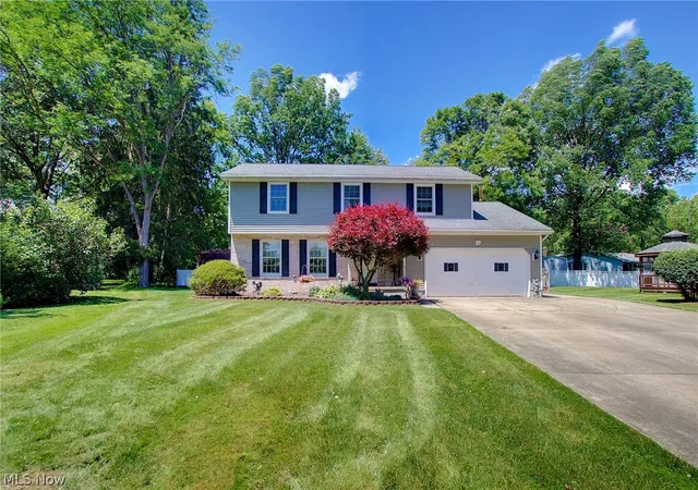 1st image of 1495 Fredrickburg Dr, Youngstown, OH 44512 | MLS# 5218180
