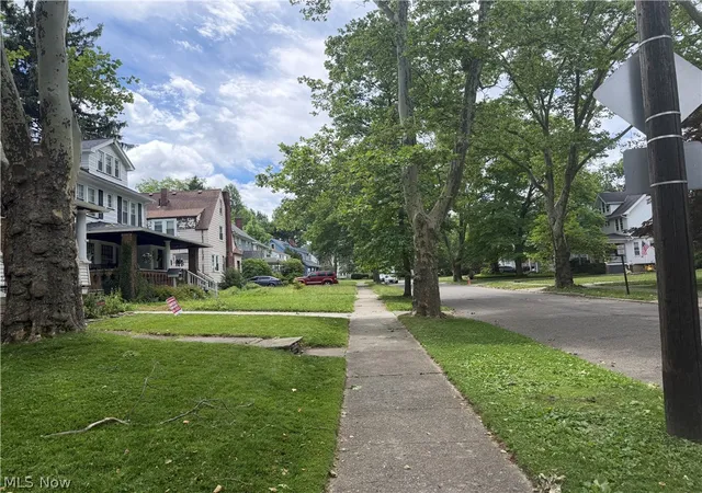 Homes for sale in Cleveland Heights, OH | 951 Roanoke Rd, Cleveland Heights, OH 44121 | MLS# 5200818