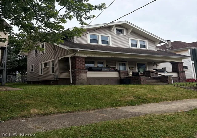 Photo 2 of Single family home for sale at 2806 6th Street Sw, Canton, OH 44710 | MLS# 5219135 | Listing updated on 2026-06-15