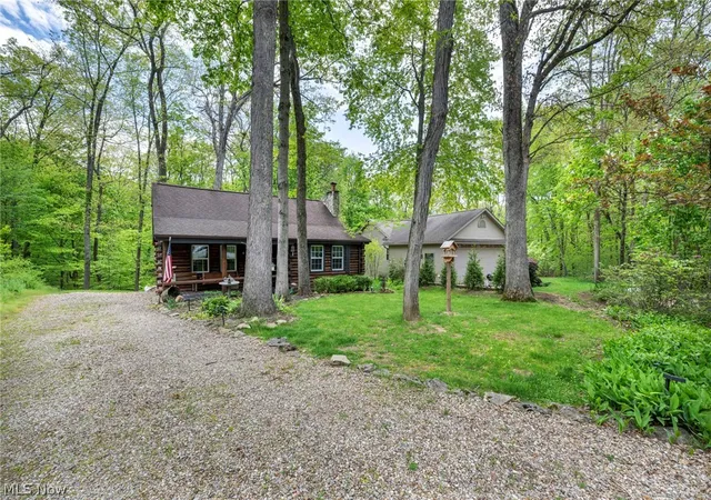 Homes for sale in Howard, OH | 410 Apple Hill Dr N, Howard, OH 43028 | MLS# 5219145