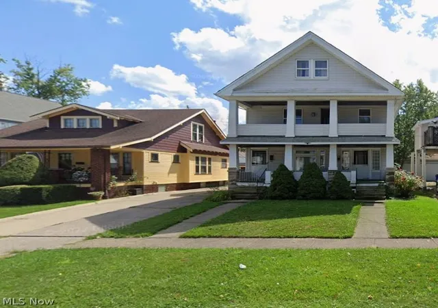 Listing Photo 3 - Condo for sale in building located at 10215 Adelaide Ave, Cleveland, OH 44111