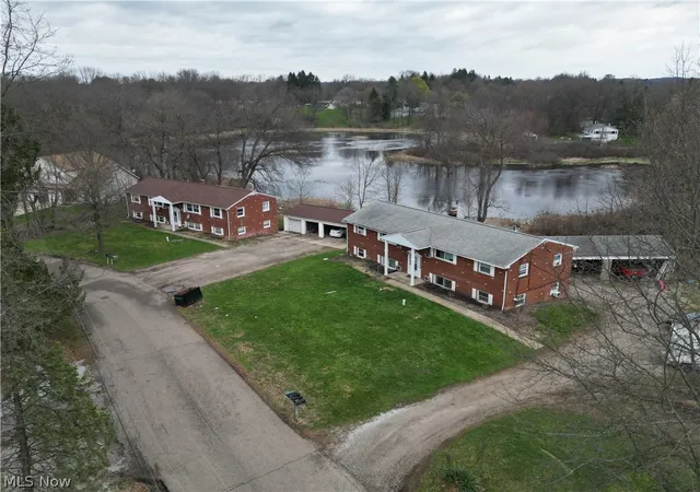 Homes for sale in Uniontown, OH | 3555 N Vista St Nw, Uniontown, OH 44685 | MLS# 5218084