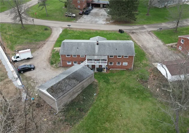 Homes for sale in Uniontown, OH | 3577 N Vista St Nw, Uniontown, OH 44685 | MLS# 5218085