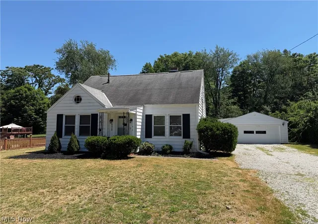 Homes for sale in Mentor, OH | 8428 Nowlen St, Mentor, OH 44060 | MLS# 5219007
