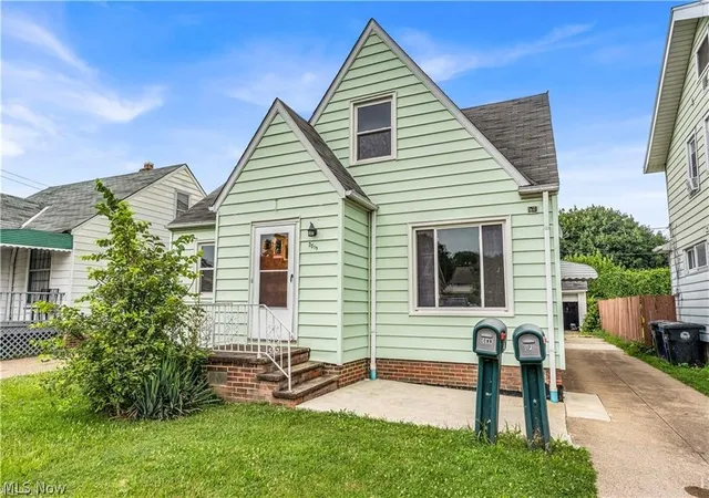Homes for sale in Cleveland, OH | 3819 W 137th St, Cleveland, OH 44111 | MLS# 5218711