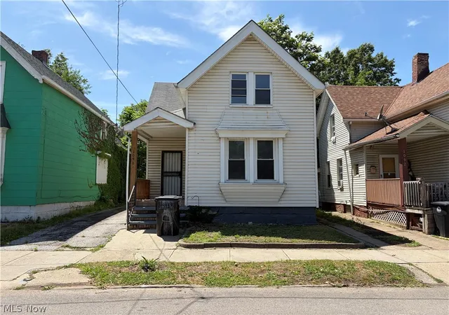 Photo 1 of Single family home for sale at 1096 E 72nd Street, Cleveland, OH 44103 | MLS# 5218902 | Listing updated on 2026-06-16