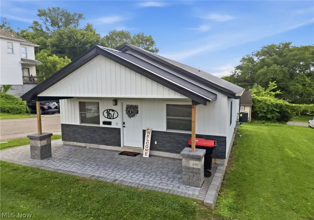 Homes for sale in Zanesville, OH | 167 Pine St, Zanesville, OH 43701 | MLS# 5218878