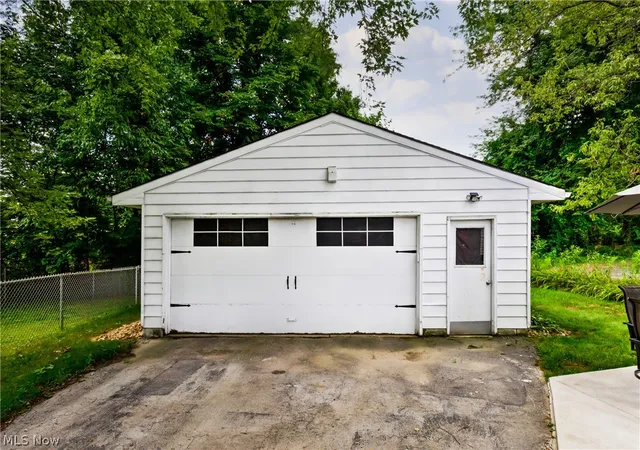 5th image of 2379 Clyde St, Youngstown, OH 44514 | MLS# 5219275