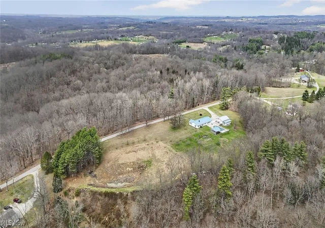 Homes for sale in Corning, OH | 360 County Rd 66 Rd, Corning, OH 43730 | MLS# 5219300