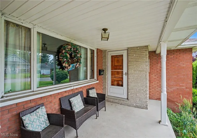 3rd image of 577 Geneva Ave, Struthers, OH 44471 | MLS# 5216332