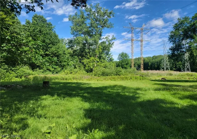 Homes for sale in North Olmsted, OH | 31276 Lorain Rd, North Olmsted, OH 44070 | MLS# 5219308