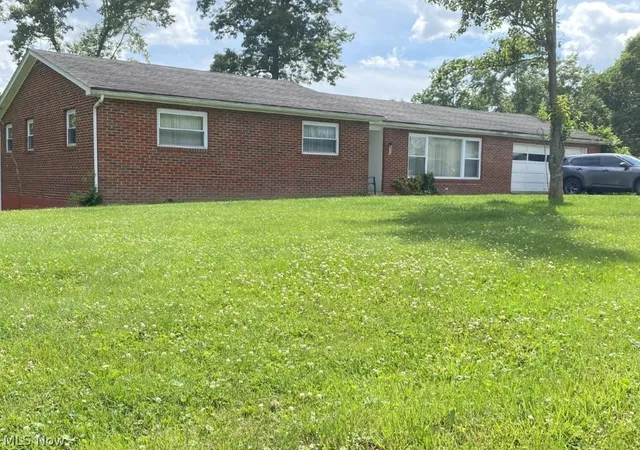 Photo 3 of Single family home for sale at 230 Oak Dr, Spencer, WV 25276 | MLS# 5219172 | Listing updated on 2026-06-23
