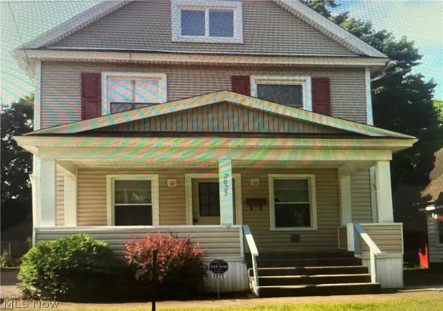 Photo 1 of Sale Pending at 2025 Pointview Ave, Youngstown, OH 44502 | MLS# 5219359 | Listing updated on 2026-08-03