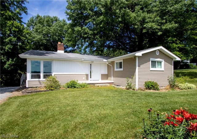 1st image of 11018 N Mt Eaton Rd, Marshallville, OH 44645 | MLS# 5219366