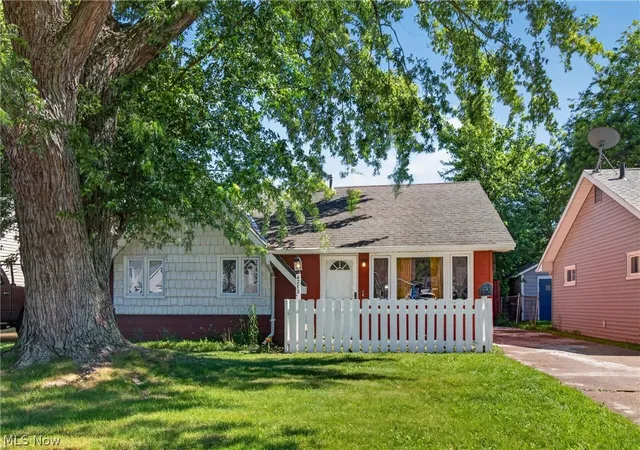 2nd image of 4272 Brockley Ave, Sheffield Lake, OH 44054 | MLS# 5219133