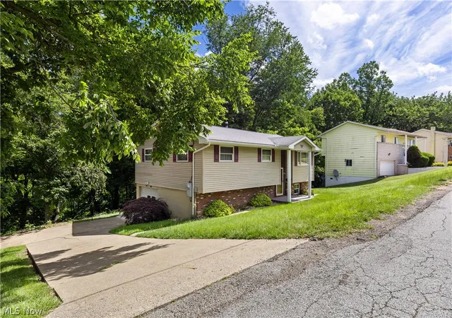 2nd image of 791 N Overlook Dr, Steubenville, OH 43953 | MLS# 5218920