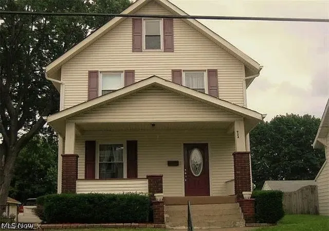 Photo 1 of Single family home for sale at 924 Dartmouth Ave Sw, Canton, OH 44710 | MLS# 5219410 | Listing updated on 2026-06-16