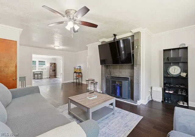 4th image of 4932 Glenlyn Rd, Lyndhurst, OH 44124 | MLS# 5203781